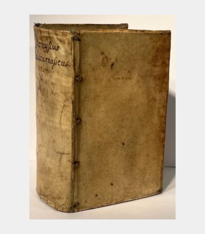 (Denys d'HALICARNASSE) Dionysii Halicarnassei. Antiquitatum Rom. Libri XI. Ab Aemilio Porto recens & post aliorum interpretationes latinè redditi. Relié à la suite : De Rerum inventoribus scriptores varii. Prosa et carmine. par Denys d'HALICARNASSE - Photo principale