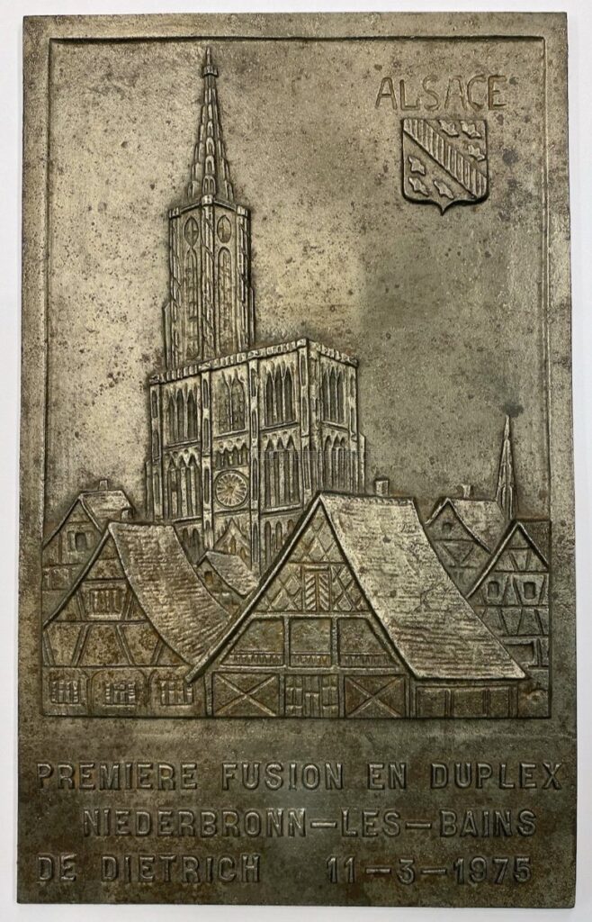 Plaque en fonte - vue de la Cathédrale de Strasbourg - Photo principale